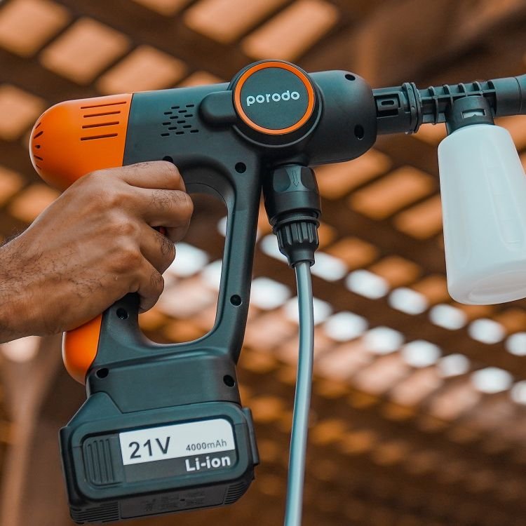 Porodo 4000mAh Portable Car Wash Machine Black/Orange Porodo 4000mAh Portable Car Wash Machine Black/Orange