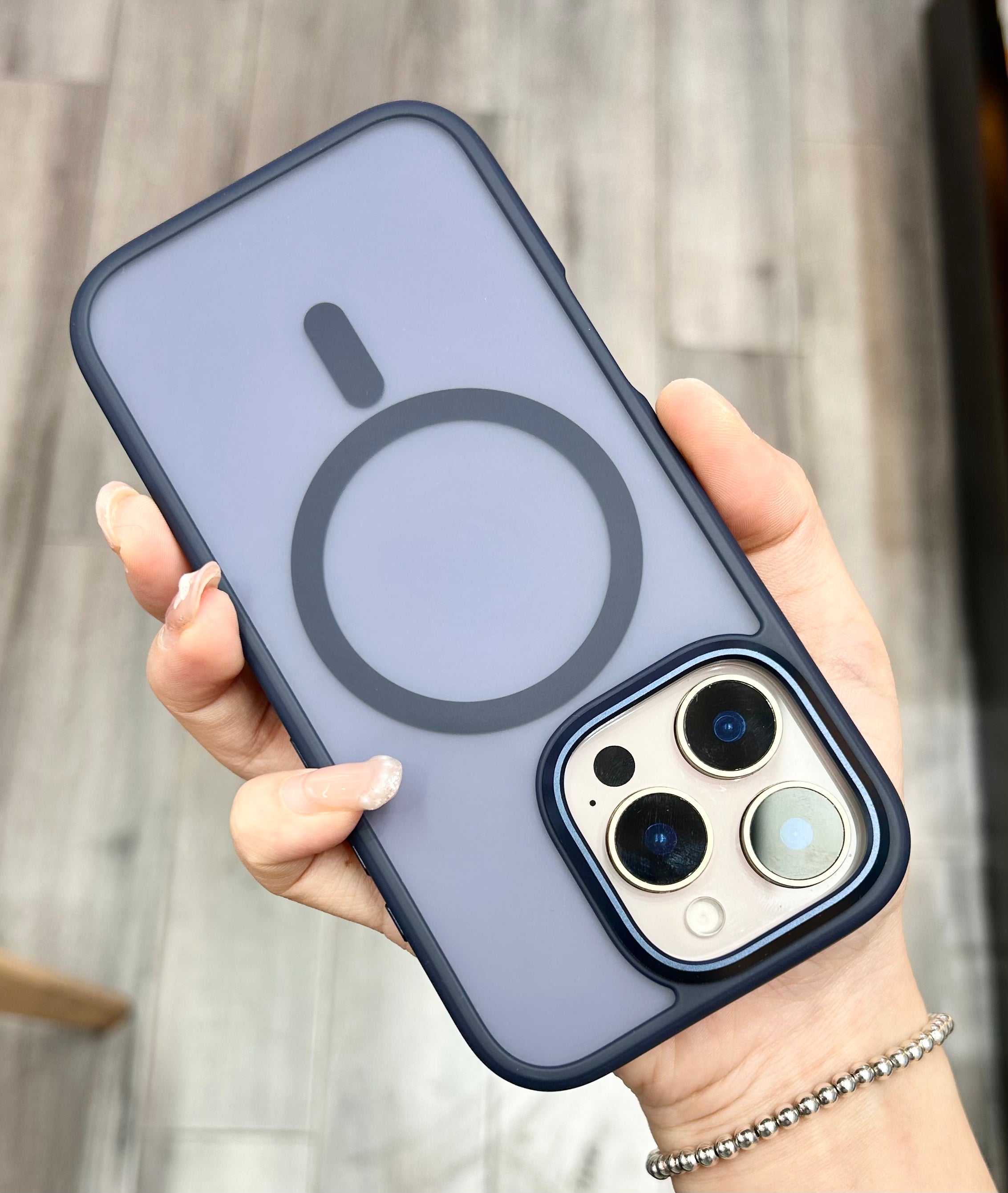 Henks Aurora Case